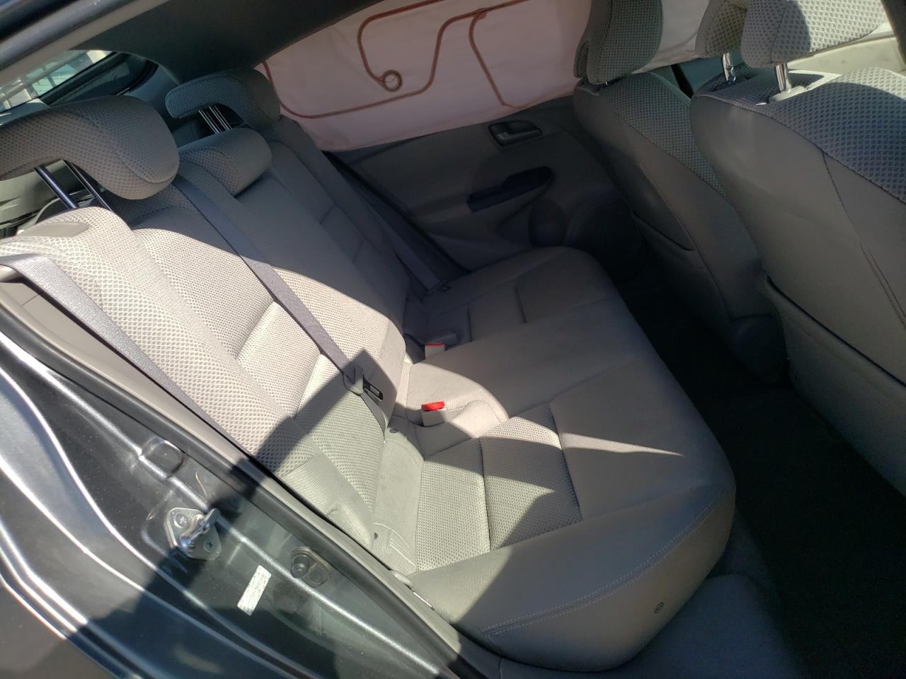 Photo 6 from auction – 2010 HONDA INSIGHT EX with VIN JHMZE2H76AS004595