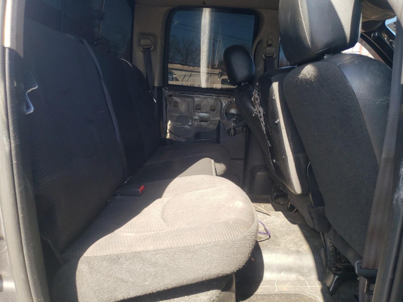 Photo 6 from auction – 2003 DODGE RAM 1500 S with VIN 1D7HU18D03J650990