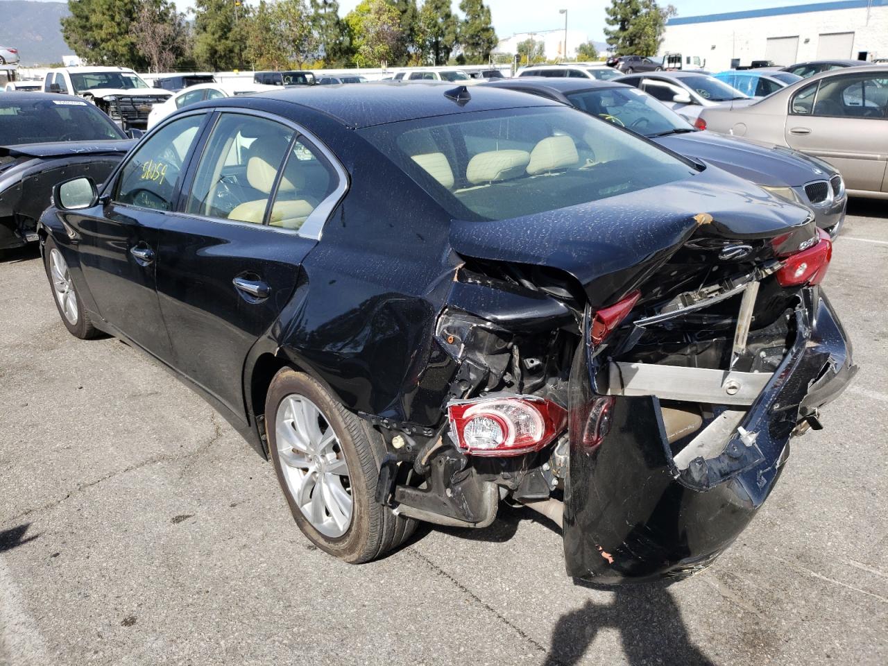 Photo 3 from auction – 2015 INFINITI Q50 BASE with VIN JN1BV7AP8FM355498