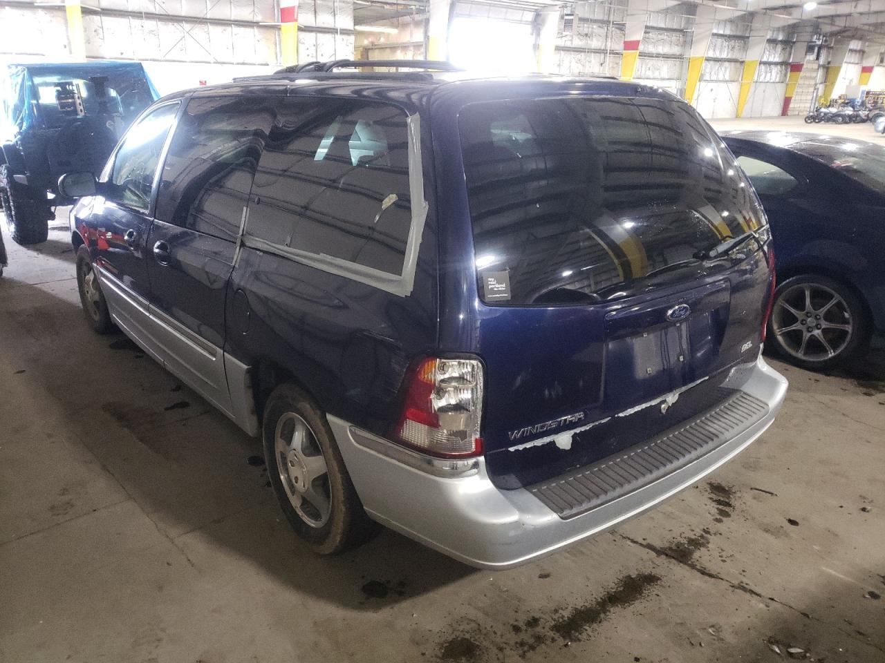 Photo 3 from auction – 2000 FORD WINDSTAR S with VIN 2FMZA5340YBB57212