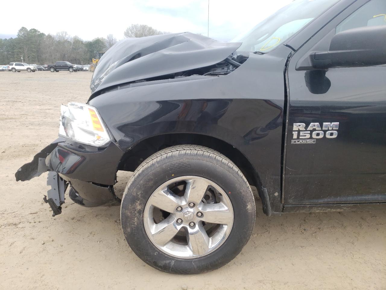 Photo 9 from auction – 2019 RAM 1500 CLASS with VIN 3C6JR6AG7KG501367