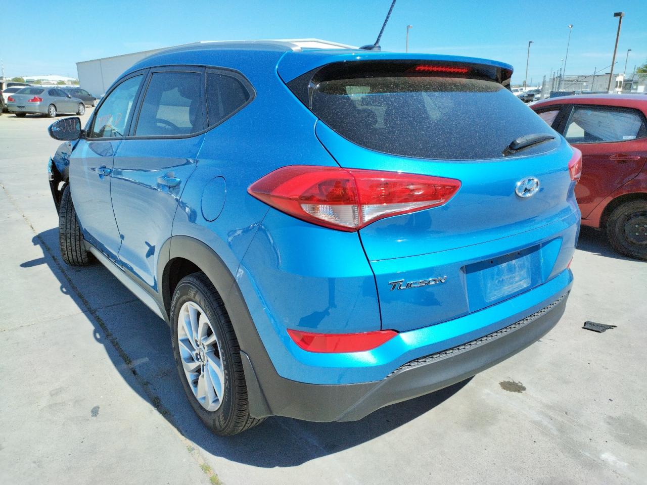 Photo 3 from auction – 2017 HYUNDAI TUCSON LIM with VIN KM8J33A43HU389005