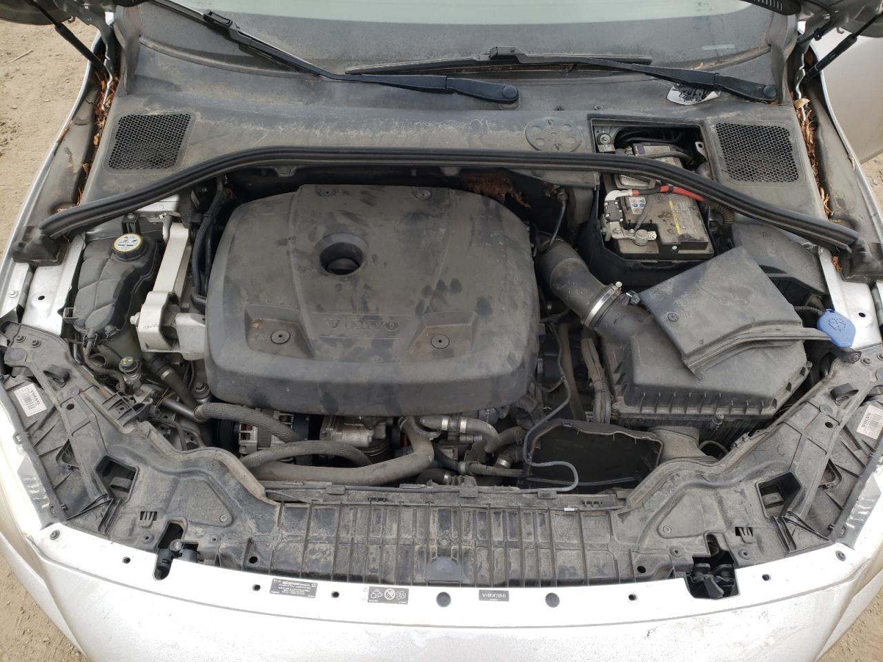 Photo 7 from auction – 2015 VOLVO S60 with VIN YV140MFJ4F2369430