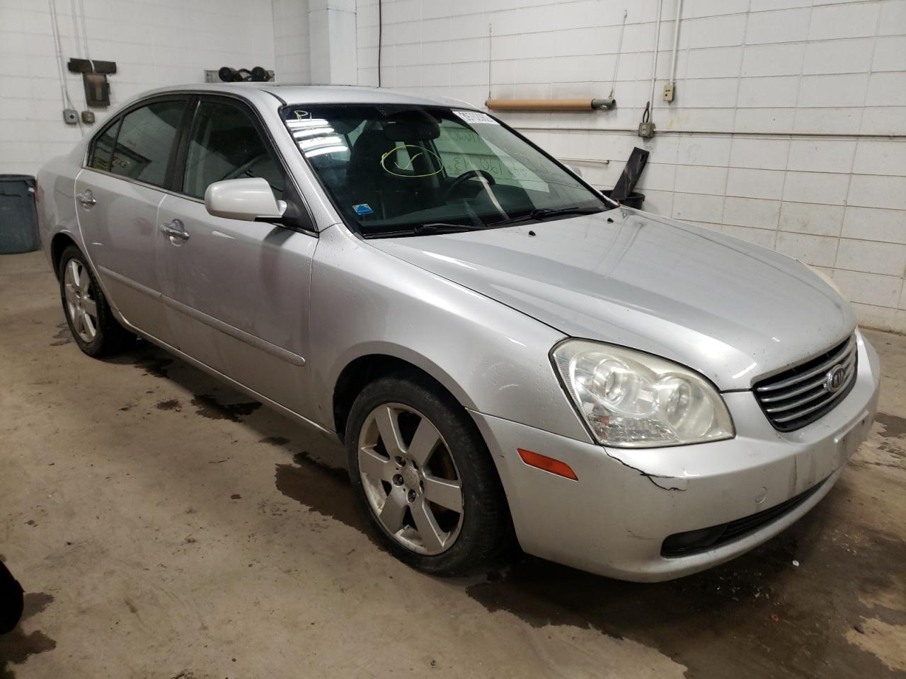 KIA OPTIMA 2008 with VIN KNAGE124685230868 - Photo from auction
