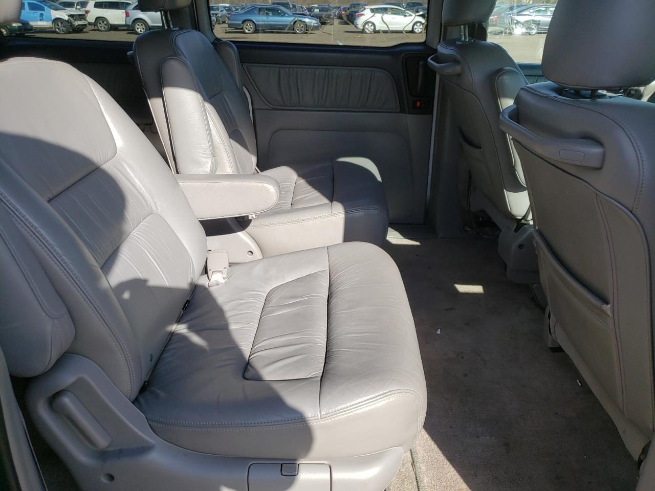 Photo 6 from auction – 2004 HONDA ODYSSEY EX with VIN 5FNRL18014B010875