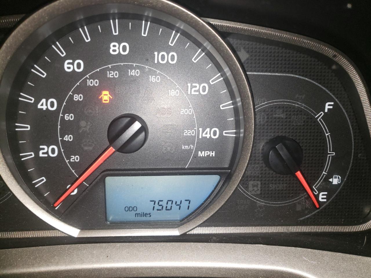 Photo 8 from auction – 2013 TOYOTA RAV4 XLE with VIN 2T3RFREV4DW060993