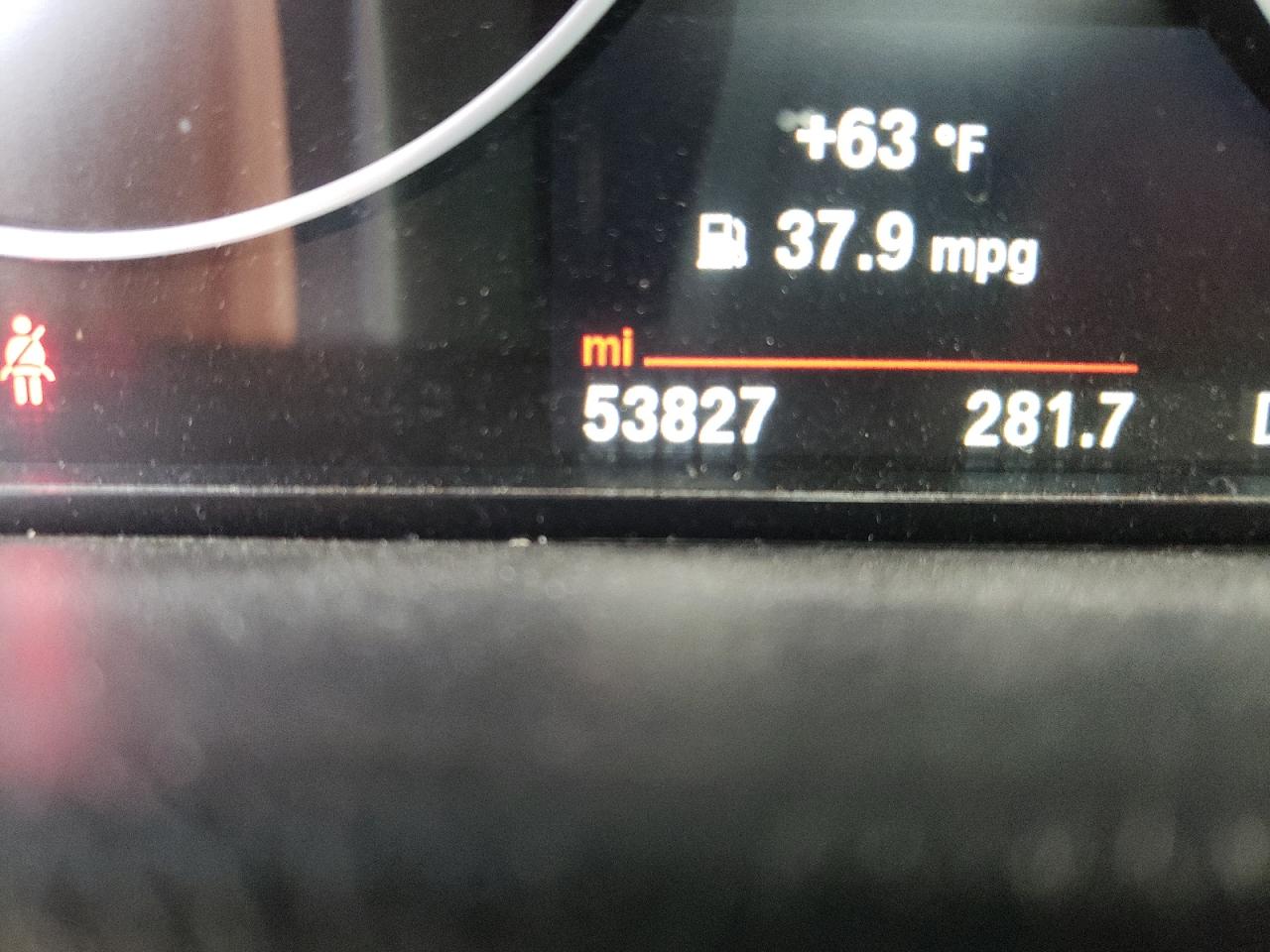 Photo 8 from auction – 2017 BMW 330E with VIN WBA8E1C3XHA156582