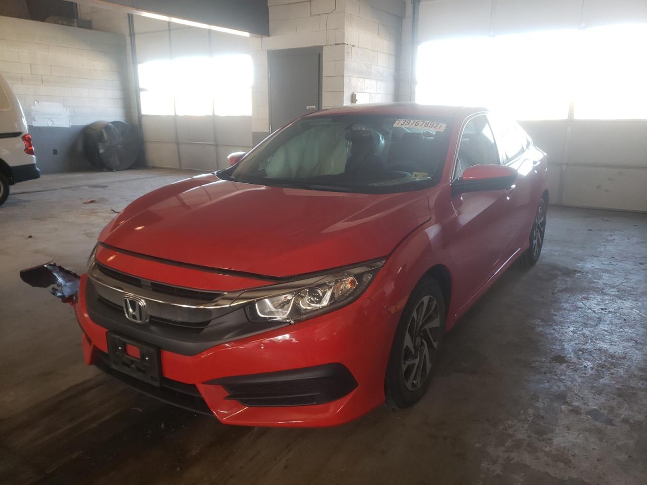 Photo 2 from auction – 2018 HONDA CIVIC EX with VIN 2HGFC2F77JH517540