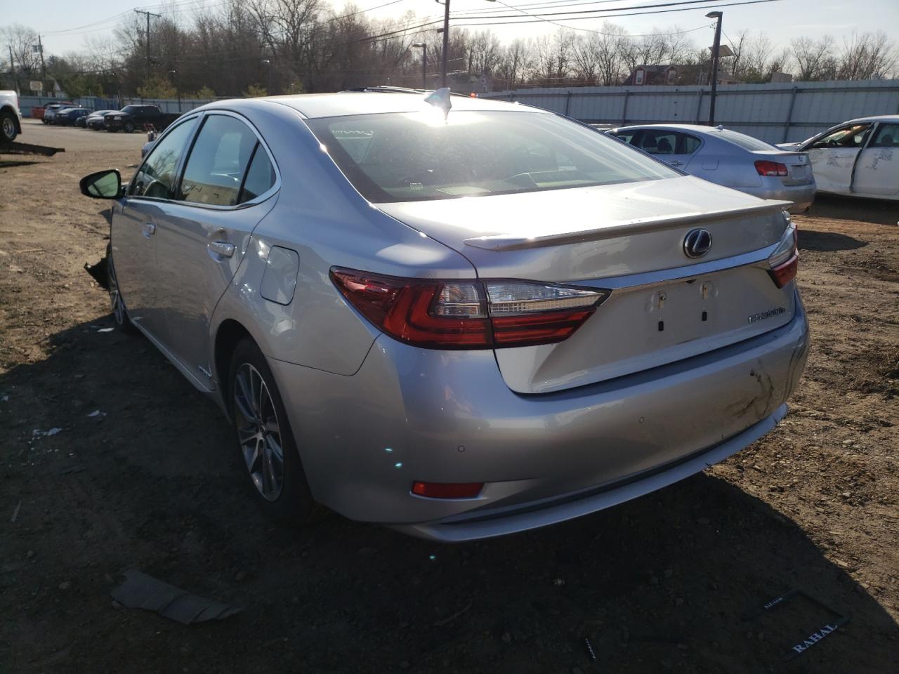Zdjęcie 3 z aukcji – 2018 LEXUS ES 300H z VIN JTHBW1GG5J2194447