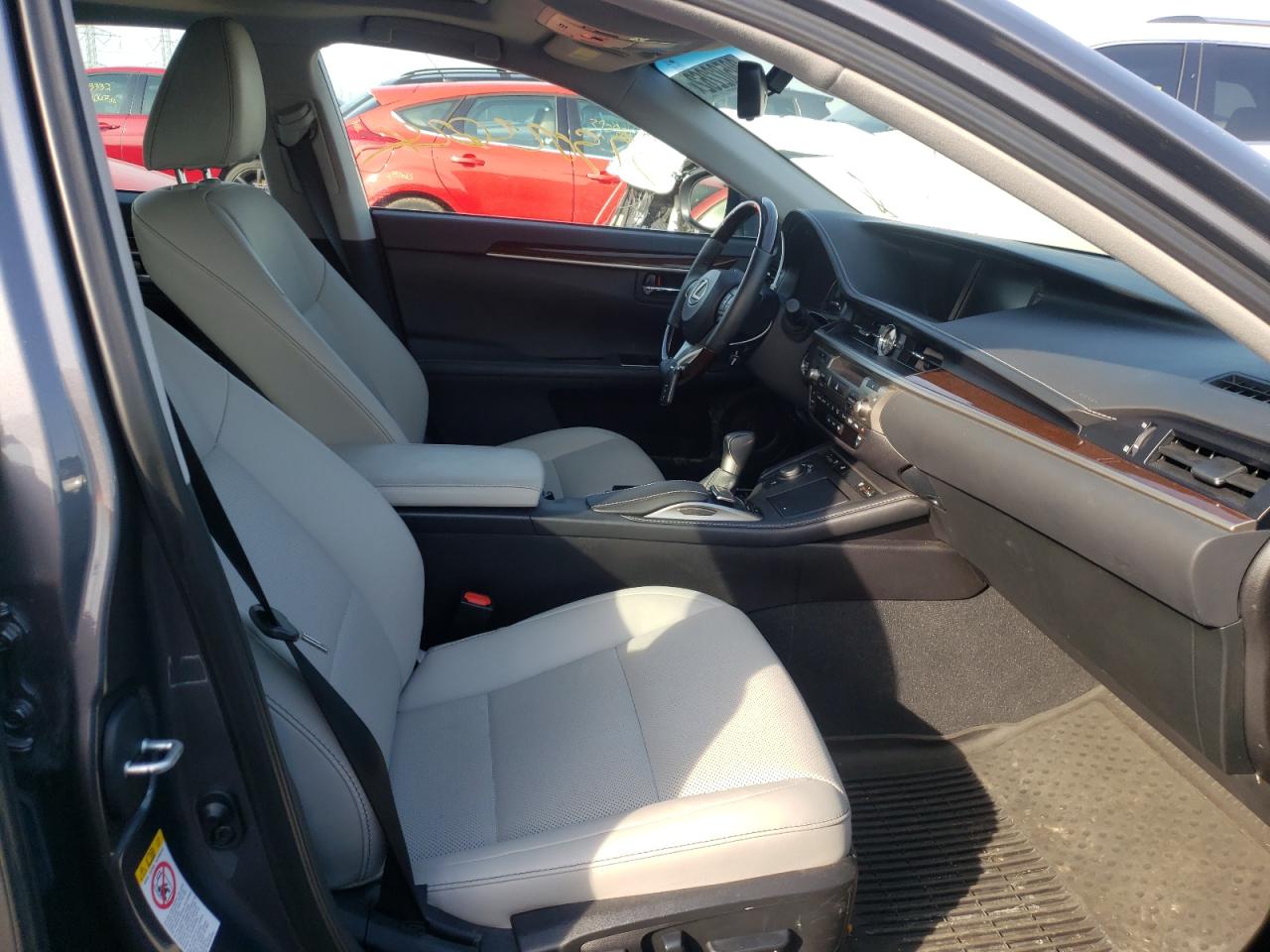 Photo 5 from auction – 2017 LEXUS ES 350 with VIN 58ABK1GG1HU065055