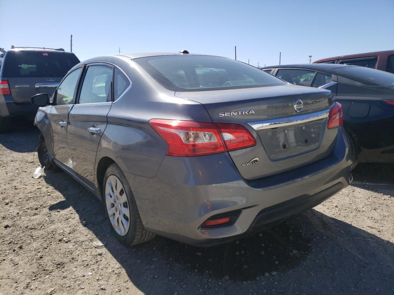 Photo 3 from auction – 2017 NISSAN SENTRA S with VIN 3N1AB7AP9HL673969