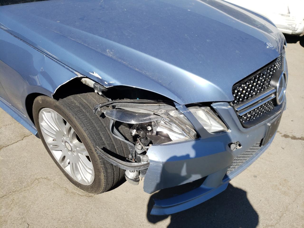 Photo 9 from auction – 2010 MERCEDES-BENZ E 350 with VIN WDDHF5GB3AA069174