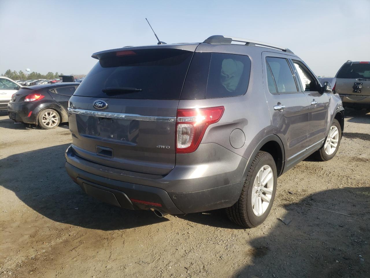 Photo 4 from auction – 2014 FORD EXPLORER X with VIN 1FM5K8D81EGA16314