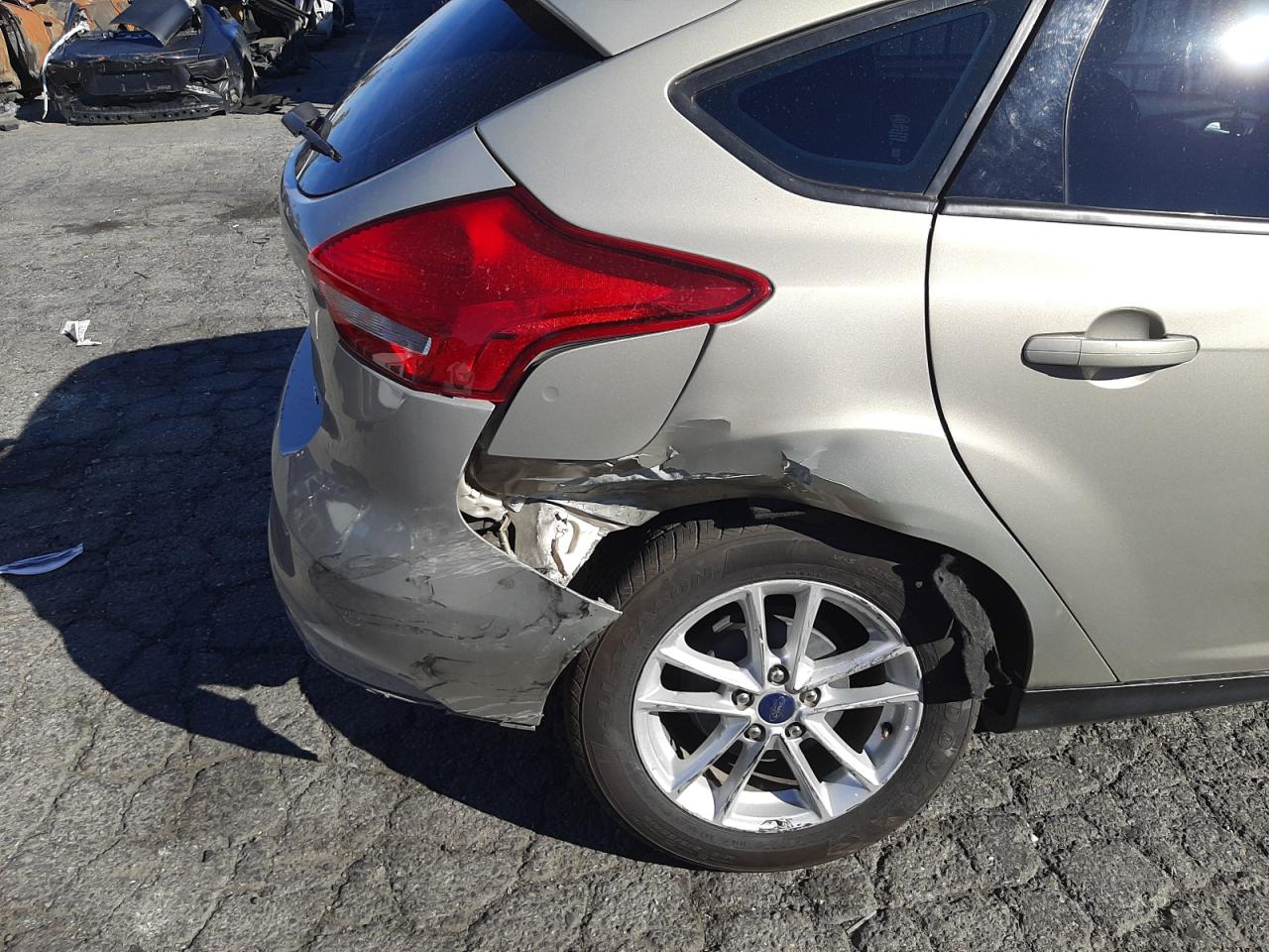 Photo 9 from auction – 2015 FORD FOCUS SE with VIN 1FADP3K25FL249016