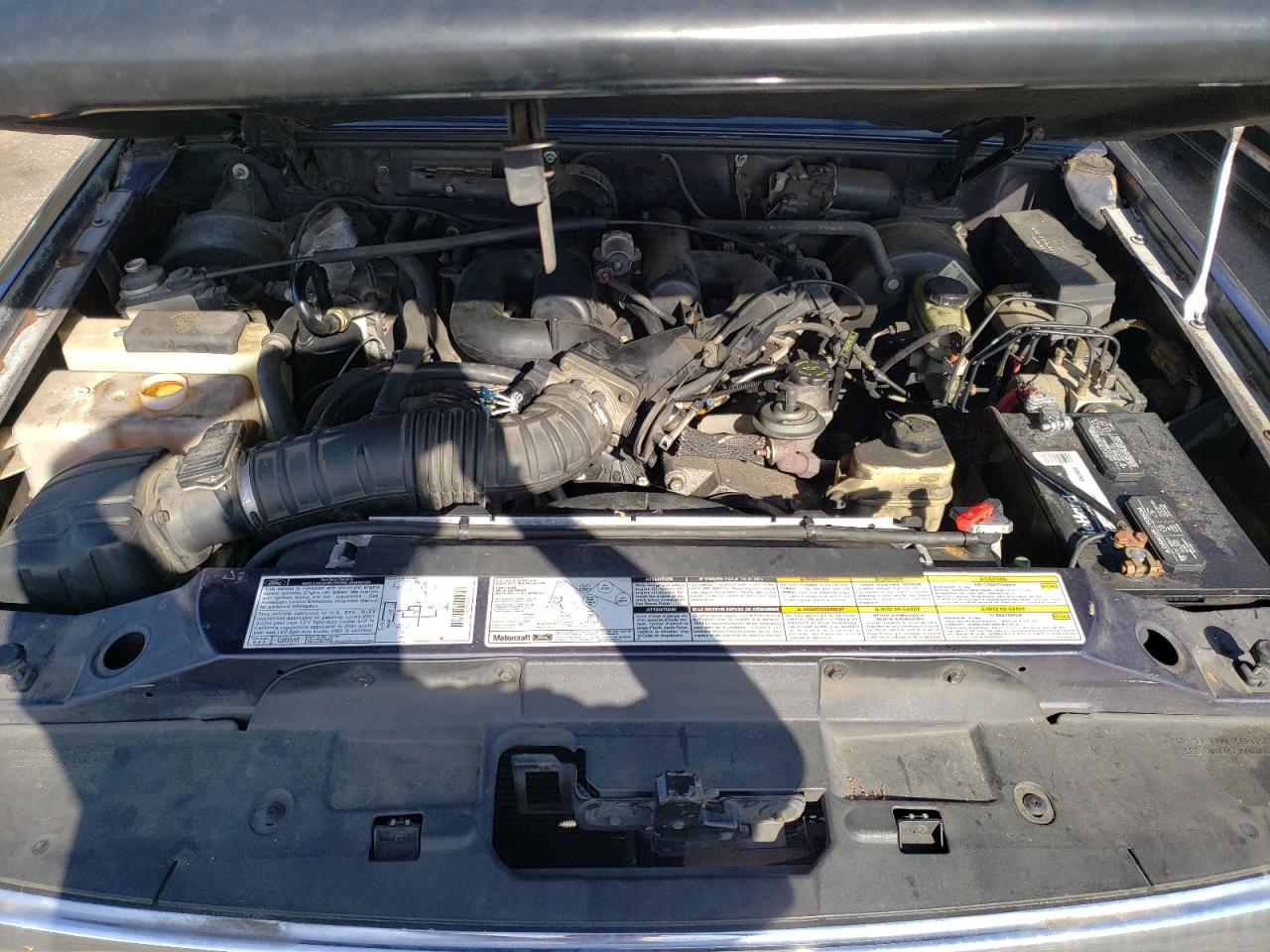 Photo 7 from auction – 2001 FORD EXPLORER X with VIN 1FMZU63E81ZA46805