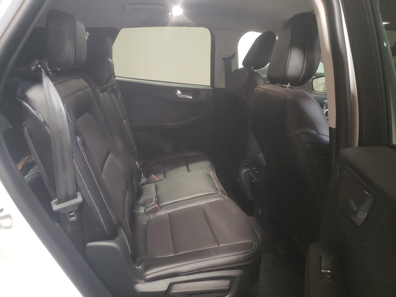 Photo 6 from auction – 2022 FORD ESCAPE SEL with VIN 1FMCU0H61NUA08064