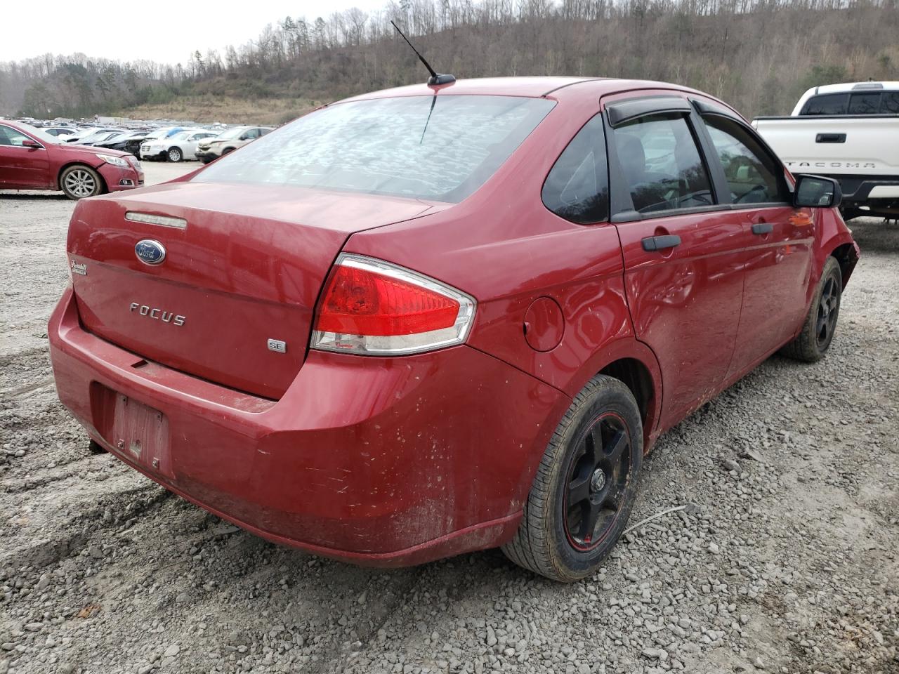 Photo 4 from auction – 2011 FORD FOCUS SE with VIN 1FAHP3FN3BW162780