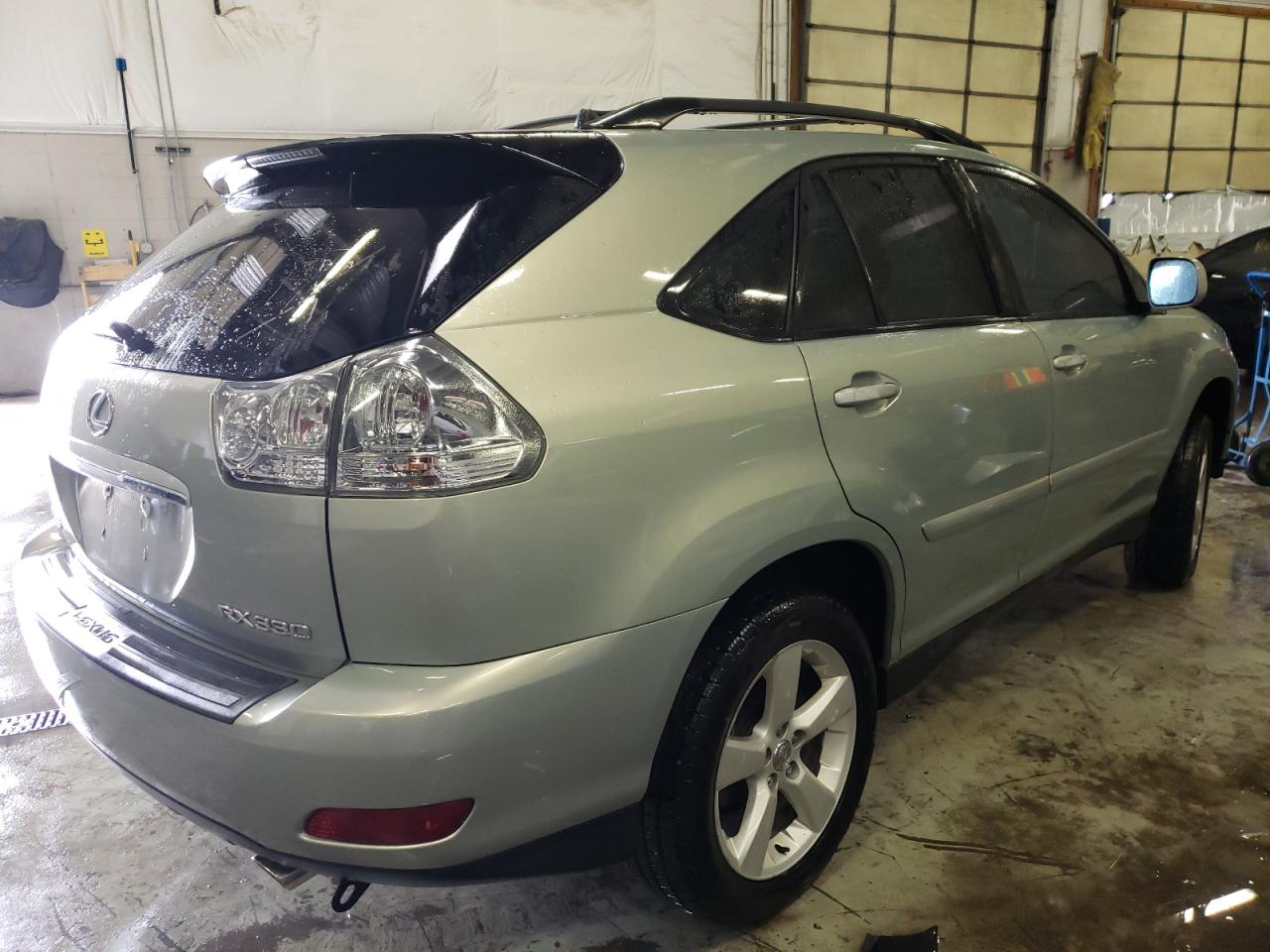 Photo 4 from auction – 2004 LEXUS RX 330 with VIN 2T2HA31U44C018396