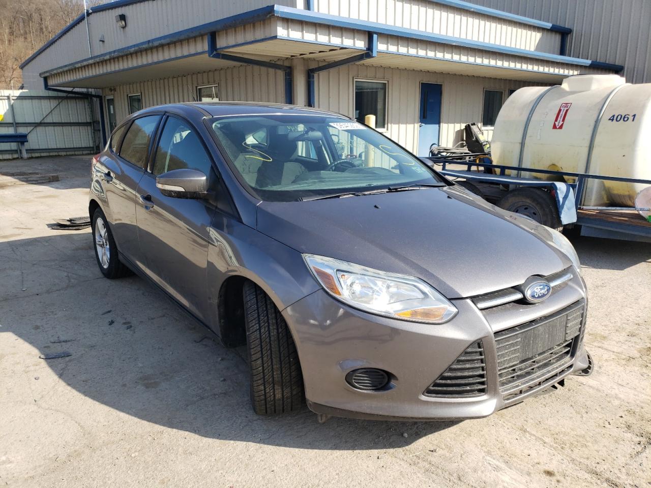 FORD FOCUS SE 2014 with VIN 1FADP3K2XEL359204 - Photo from auction