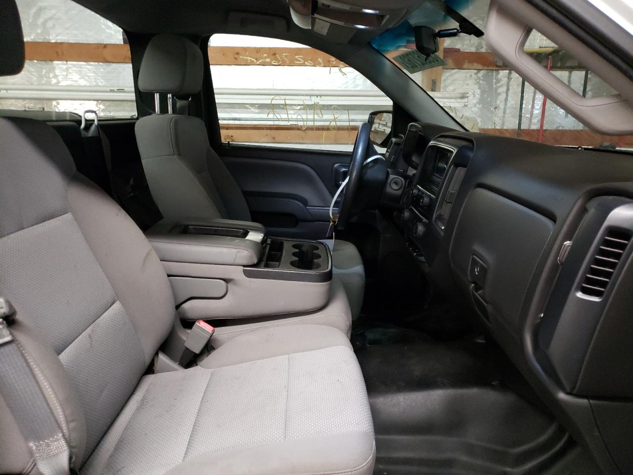 Photo 5 from auction – 2015 GMC SIERRA C15 with VIN 1GTN1TEC2FZ904976