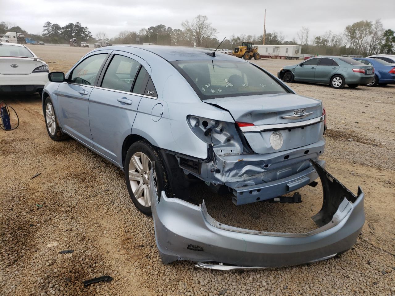 Photo 3 from auction – 2013 CHRYSLER 200 LX with VIN 1C3CCBAB8DN669839