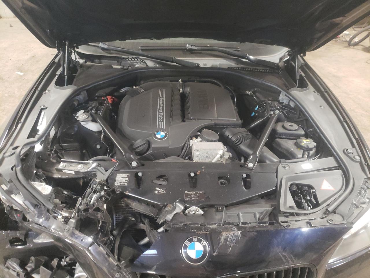 Photo 7 from auction – 2016 BMW 535 XI with VIN WBA5B3C50GG253780