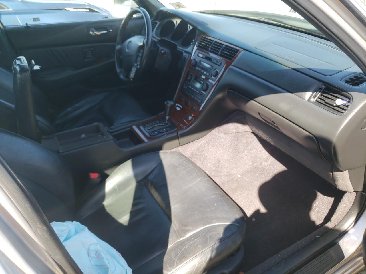 صورة رقم 5 من المزاد - 2002 ACURA 3.5RL مع VIN JH4KA96512C010601