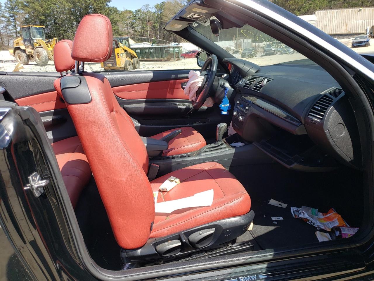 Photo 5 from auction – 2011 BMW 128 I with VIN WBAUL7C53BVM79607