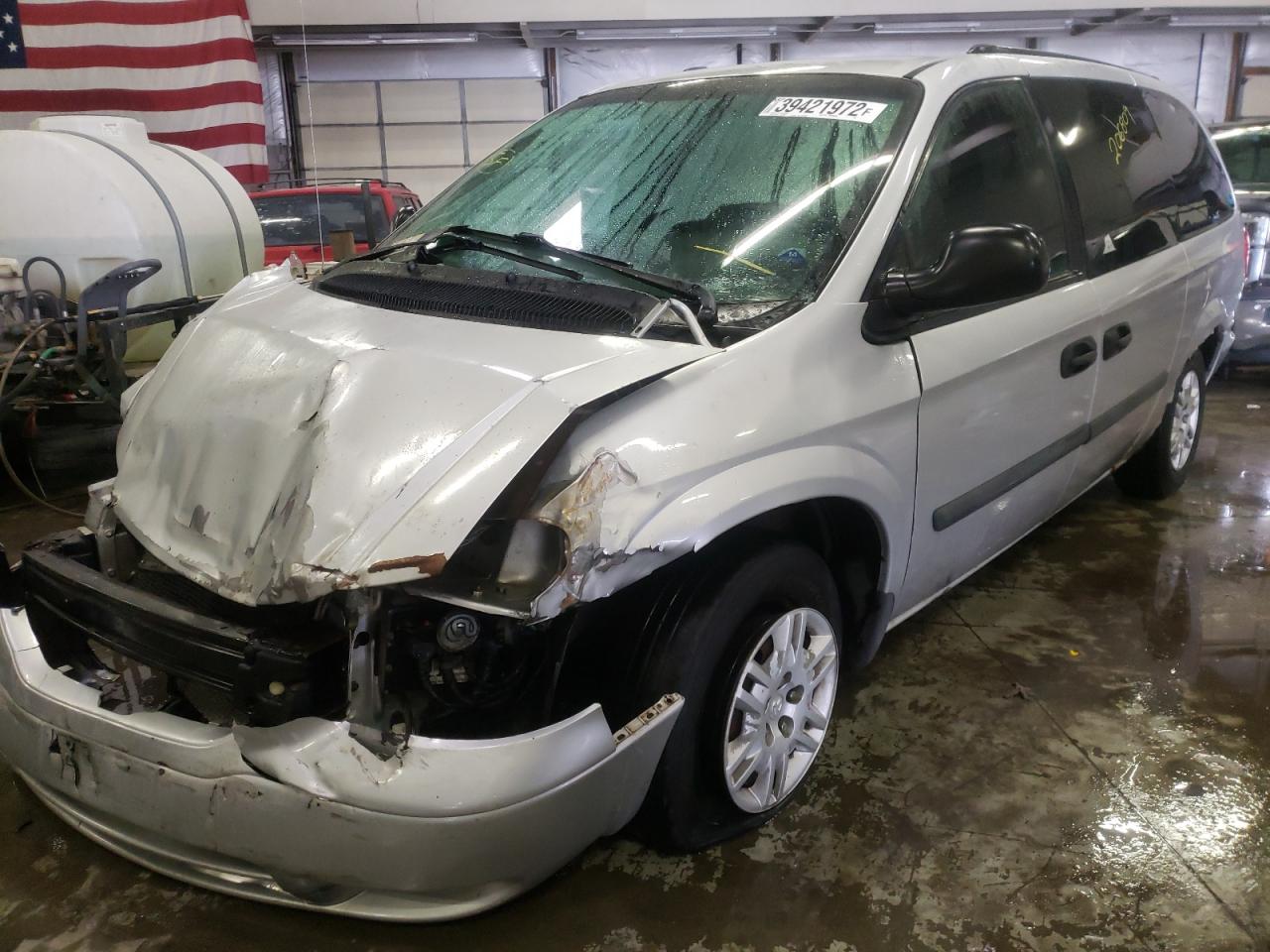 Photo 2 from auction – 2005 DODGE CARAVAN with VIN 1D4GP24R85B213548