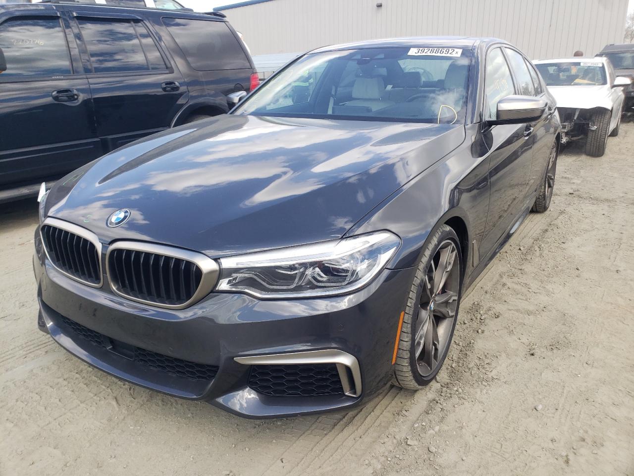 Photo 2 from auction – 2019 BMW M550XI with VIN WBAJB9C58KB289420