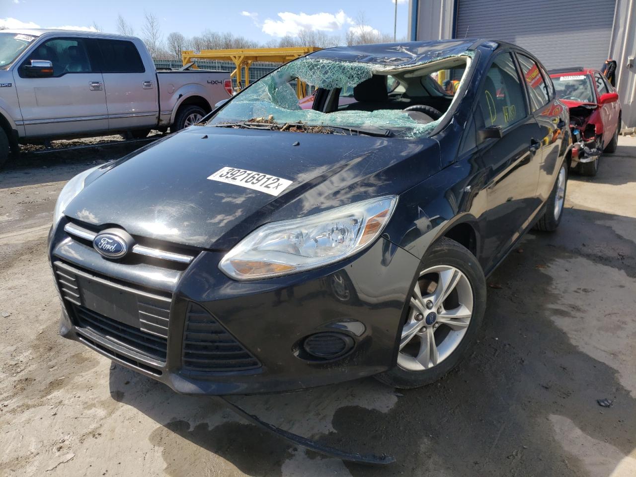 Photo 2 from auction – 2014 FORD FOCUS SE with VIN 1FADP3K28EL392315
