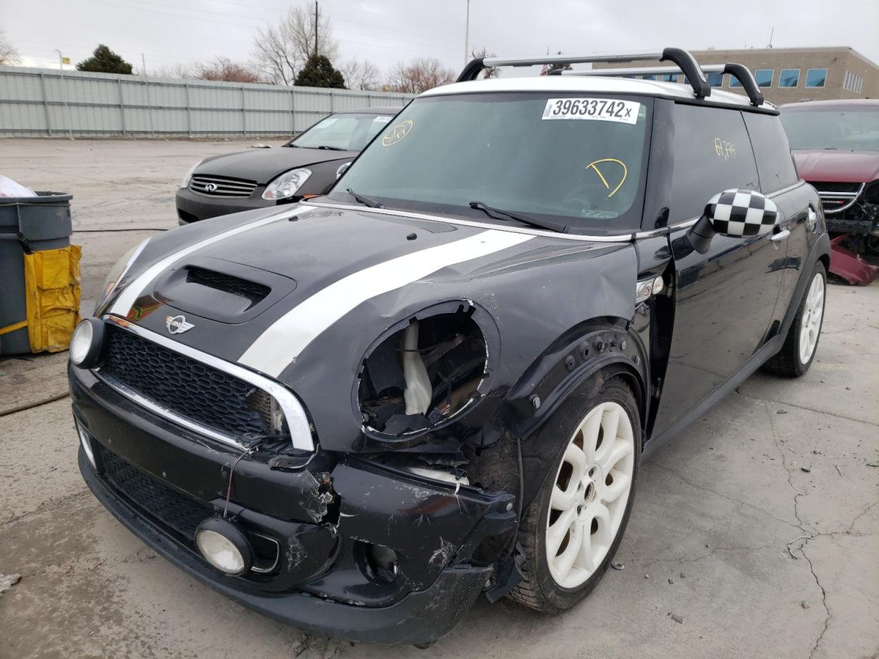 Photo 2 from auction – 2011 MINI COOPER S with VIN WMWSV3C59BTY21079