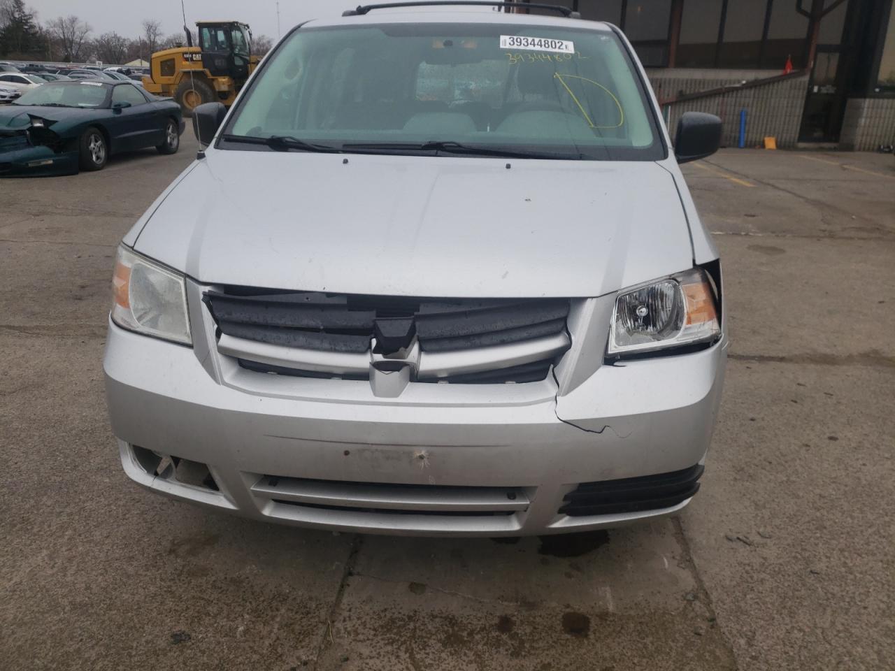 Photo 9 from auction – 2010 DODGE GRAND CARA with VIN 2D4RN4DE7AR132950