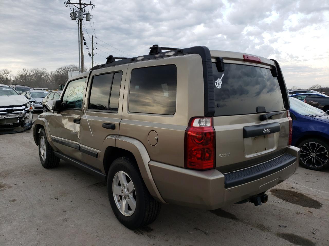 Photo 3 from auction – 2006 JEEP COMMANDER with VIN 1J8HH48KX6C204295