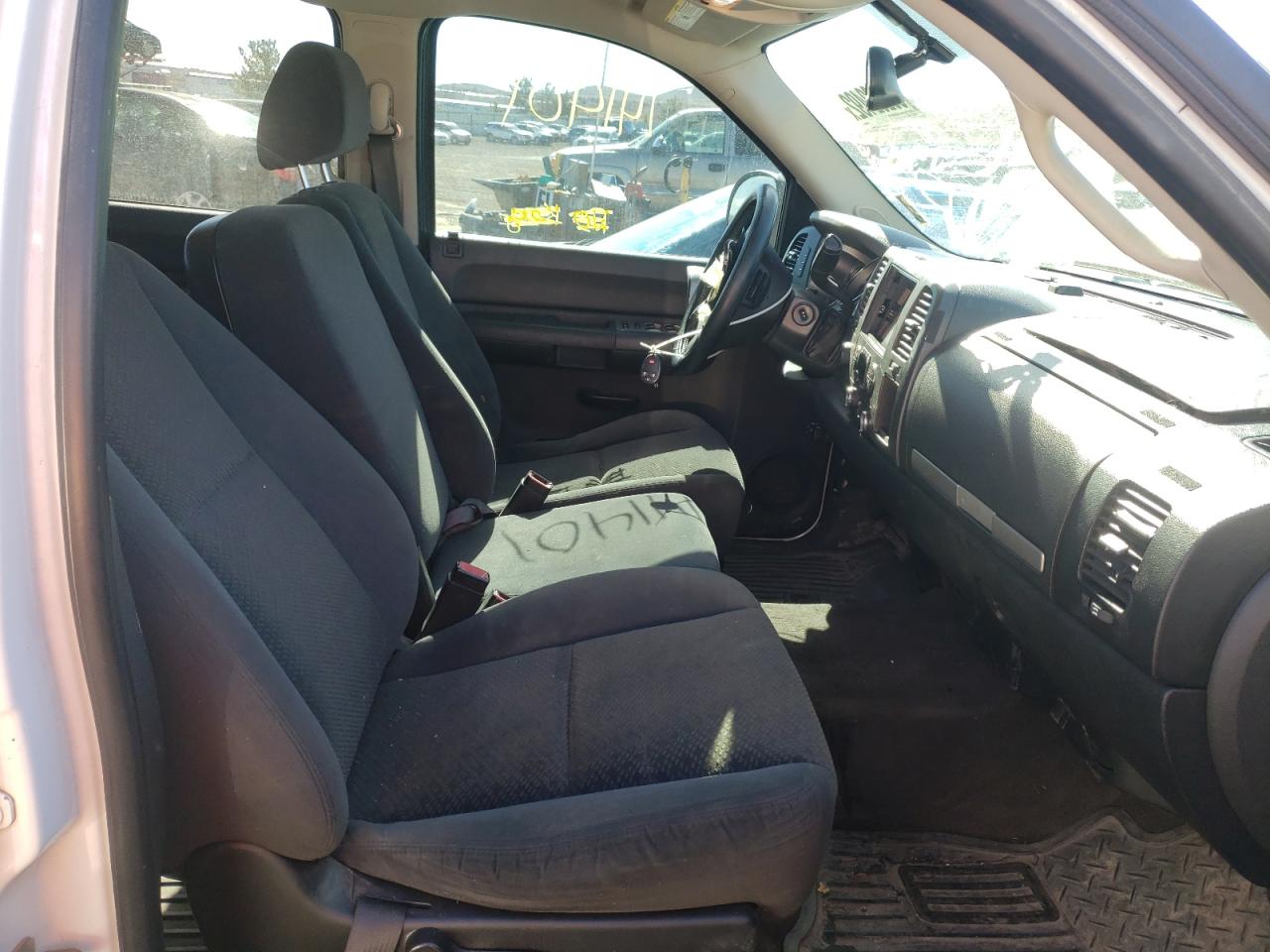 Photo 5 from auction – 2007 CHEVROLET SILVERADO with VIN 2GCEK13M371508692