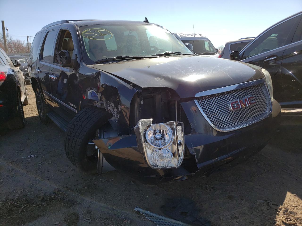 GMC YUKON DENA 2013 with VIN 1GKS2EEF2DR273072 - Photo from auction