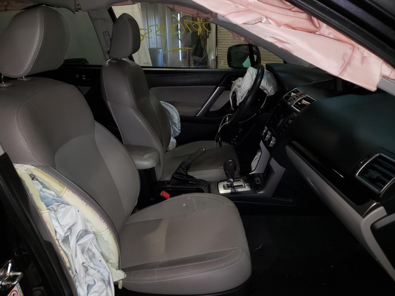 Photo 5 from auction – 2018 SUBARU FORESTER with VIN JF2SJAJC7JH526943
