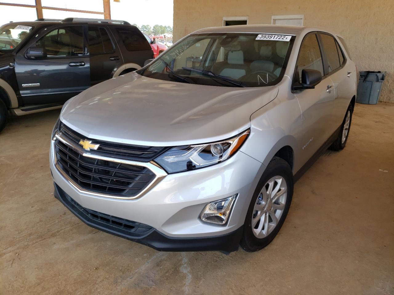 Photo 2 from auction – 2021 CHEVROLET EQUINOX LS with VIN 3GNAXHEV9MS166901