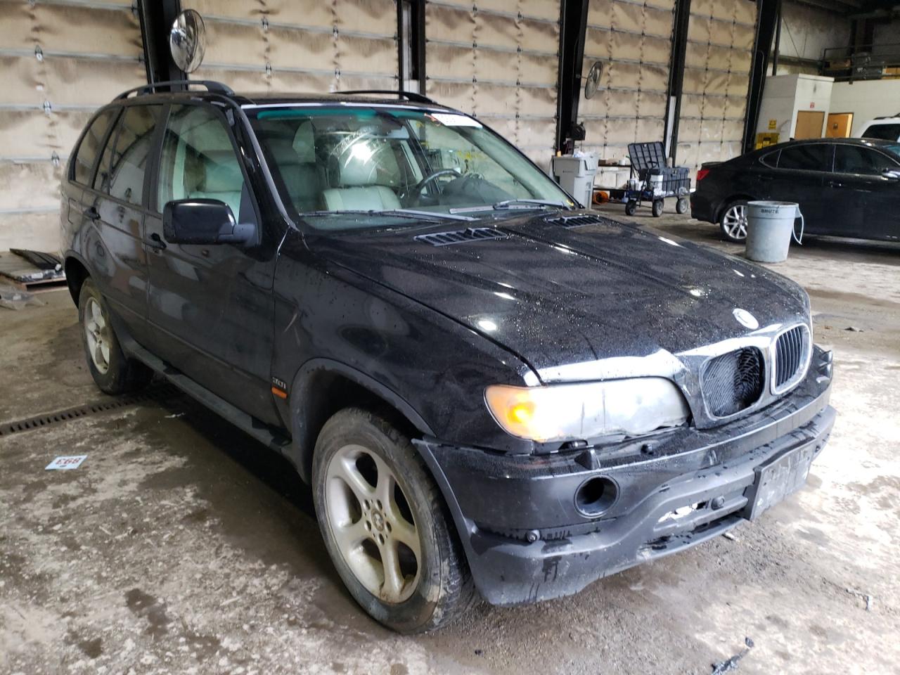 BMW X5 3.0I 2001 with VIN WBAFA535X1LP23377 - Photo from auction