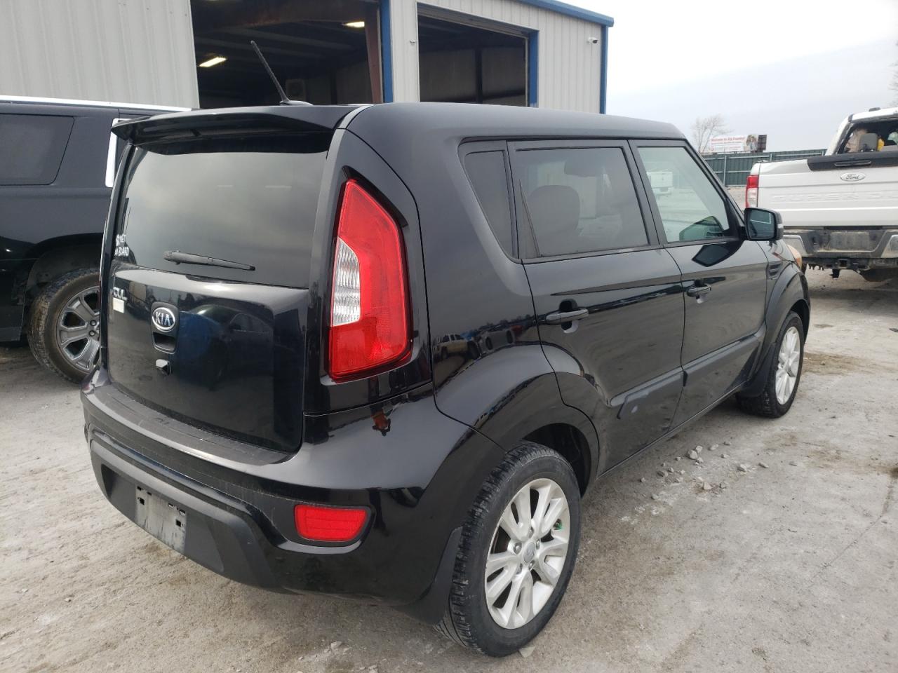 Photo 4 from auction – 2012 KIA SOUL + with VIN KNDJT2A68C7474025