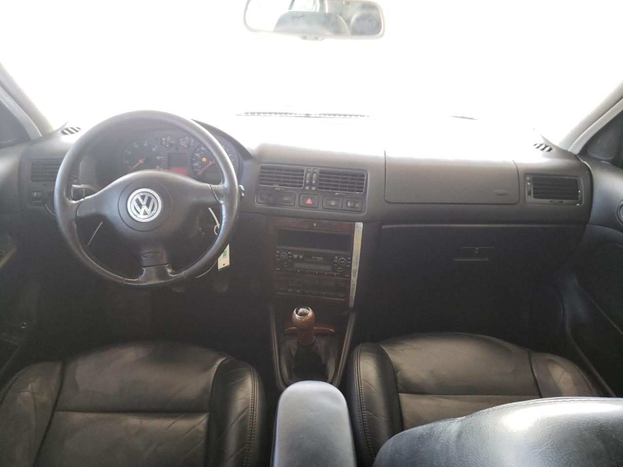 Foto 9 de la subasta – 2000 VOLKSWAGEN JETTA GLX con VIN 3VWTE29M7YM107343