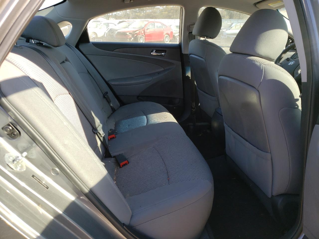 Photo 6 from auction – 2012 HYUNDAI SONATA GLS with VIN 5NPEB4AC9CH489960