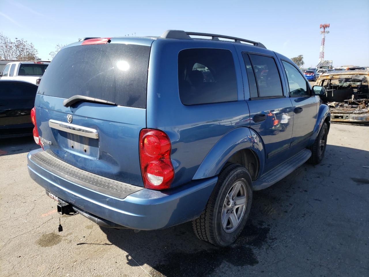 Photo 4 from auction – 2005 DODGE DURANGO SL with VIN 1D4HD48N95F575624