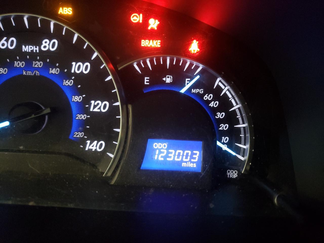 Photo 8 from auction – 2014 TOYOTA CAMRY L with VIN 4T4BF1FK4ER435031