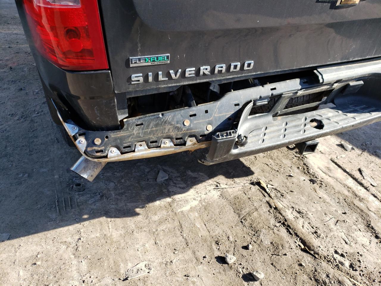 Photo 9 from auction – 2010 CHEVROLET SILVERADO with VIN 1GCSKSEA2AZ235724