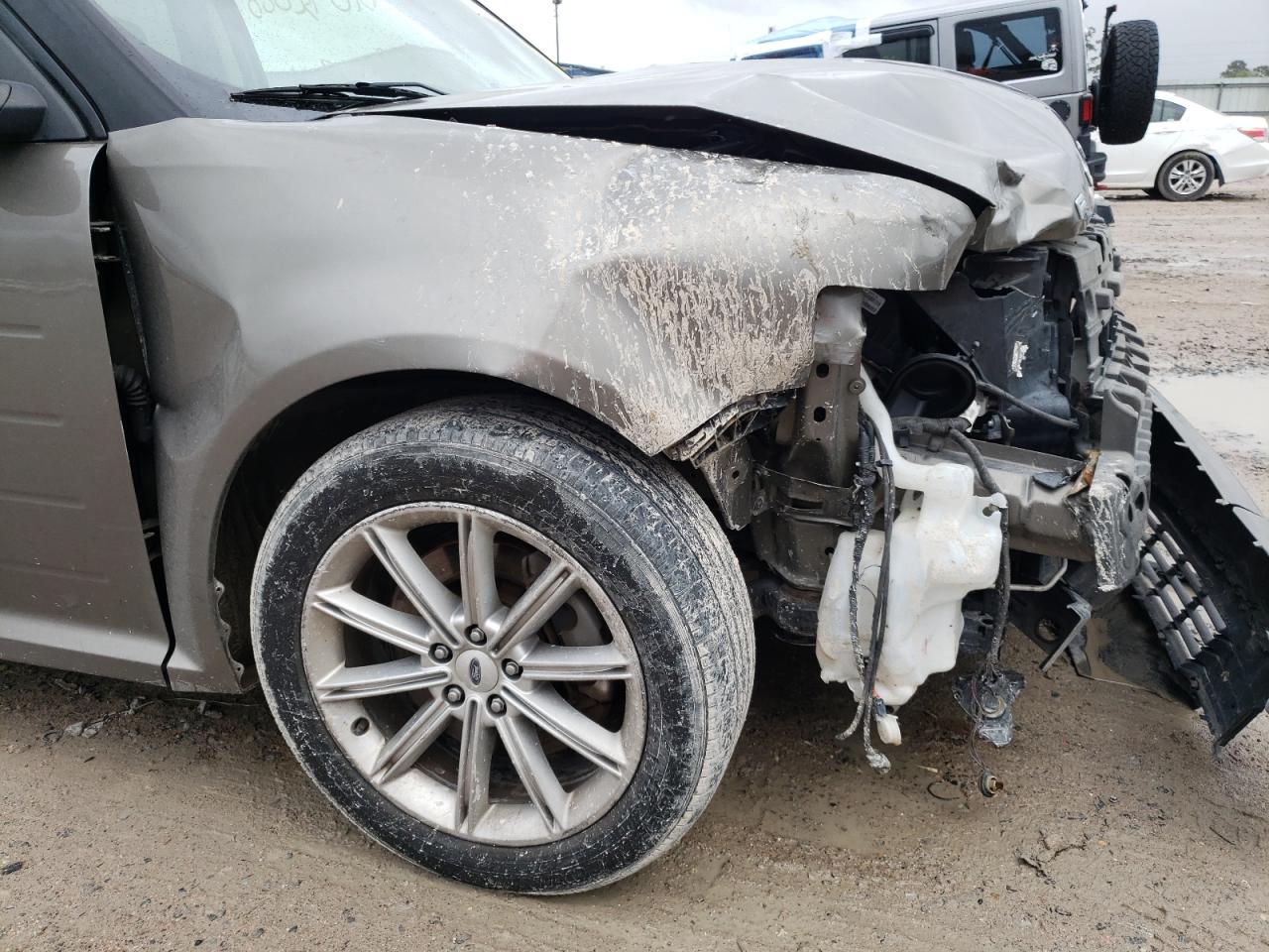 Photo 9 from auction – 2014 FORD FLEX LIMIT with VIN 2FMHK6D81EBD27119