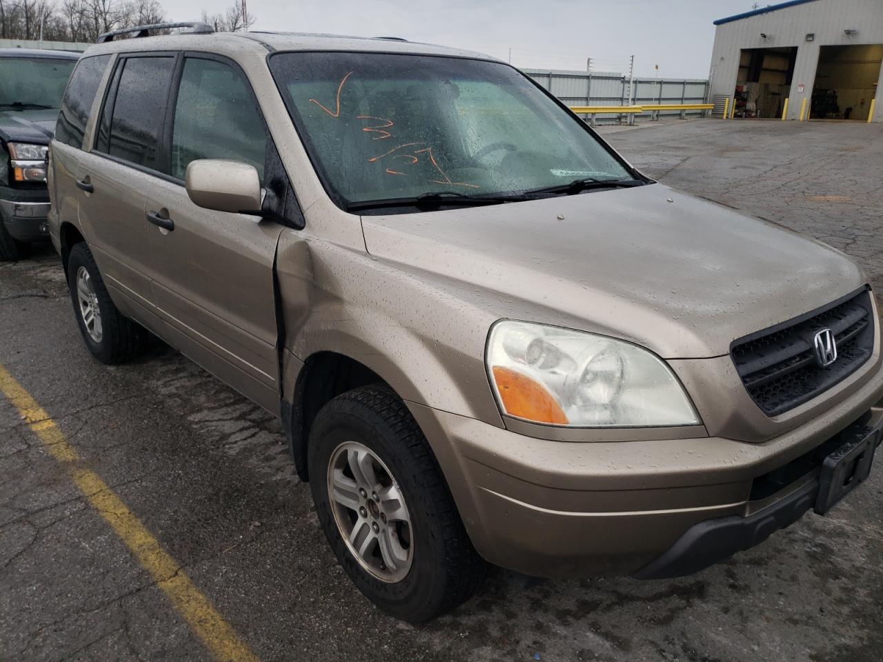 HONDA PILOT EXL 2005 with VIN 2HKYF18565H508510 - Photo from auction