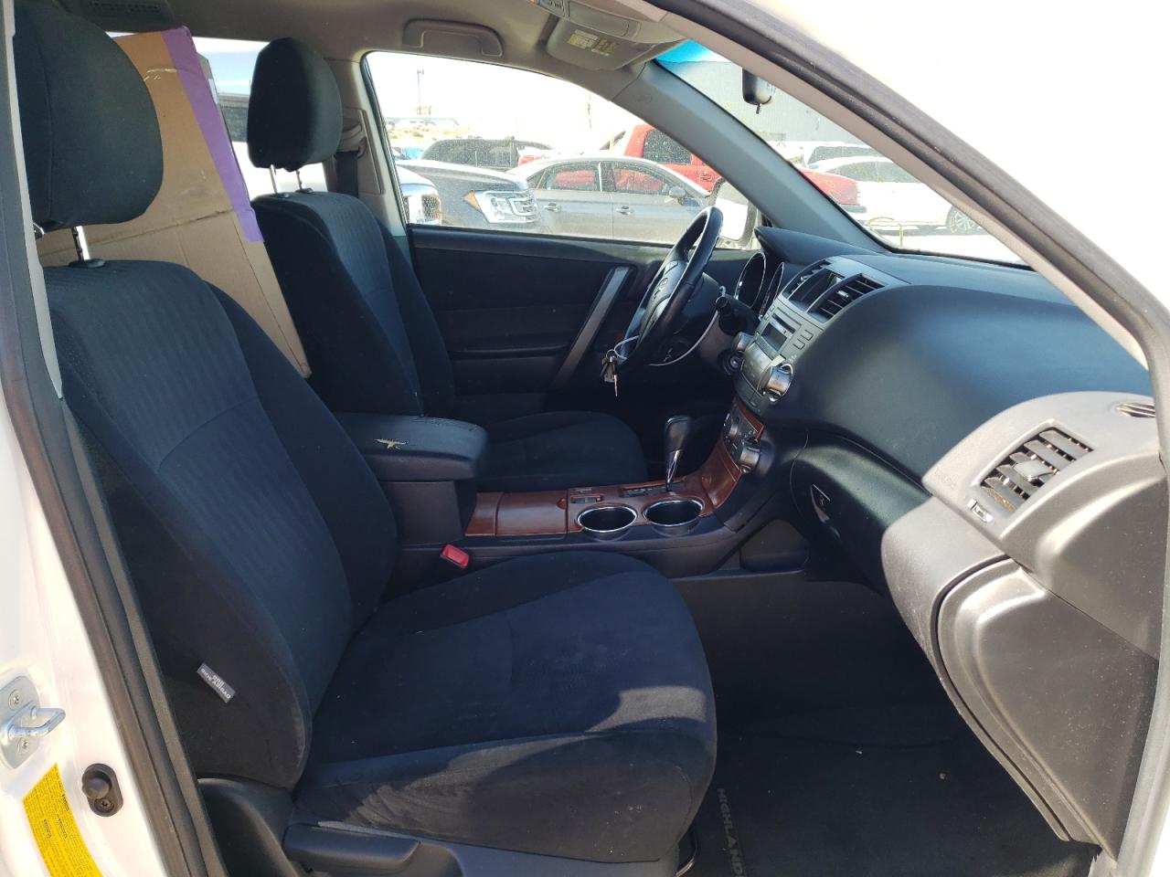 Photo 5 from auction – 2008 TOYOTA HIGHLANDER with VIN JTEES43A282060644