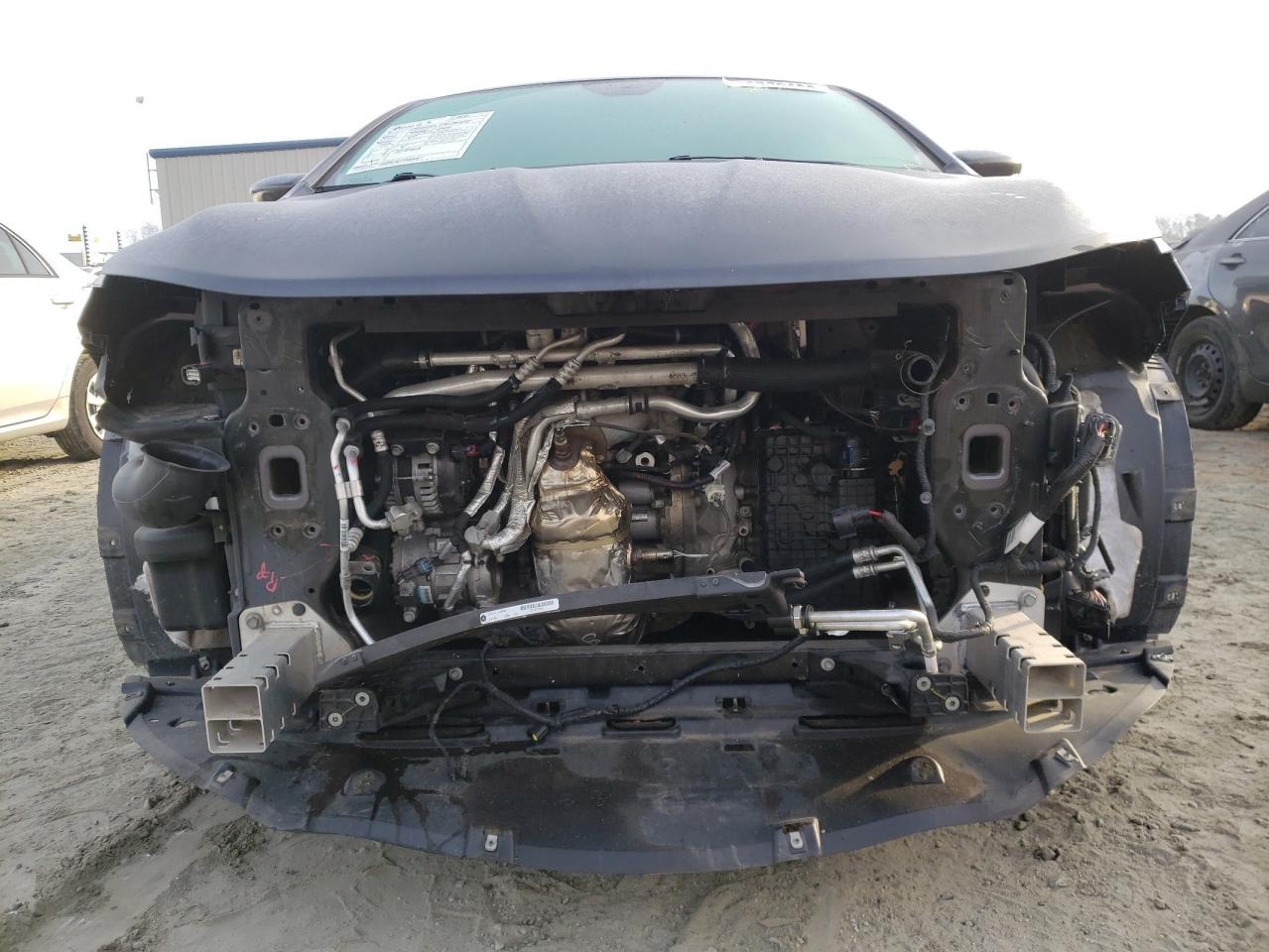 Photo 7 from auction – 2015 CHRYSLER 200 C with VIN 1C3CCCCG3FN519820