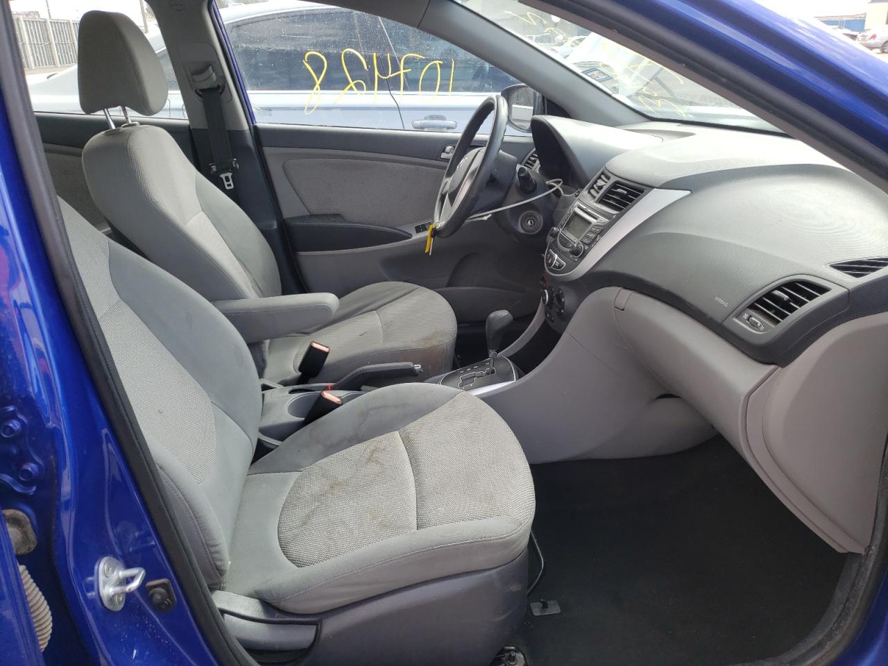 Photo 5 from auction – 2013 HYUNDAI ACCENT GLS with VIN KMHCT4AE7DU524536